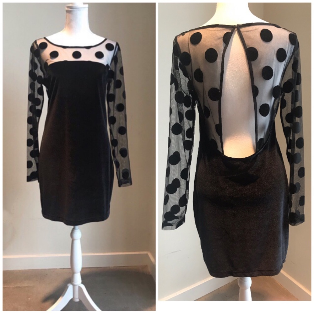 ✨NEVER WORN✨ BCBG open back dress